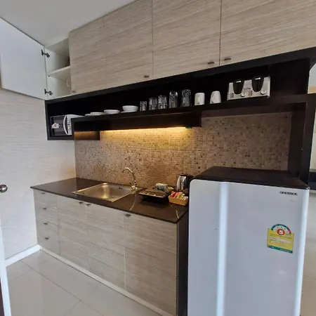 View Talay 6 Pattaya Beach By Anatolia Condo Suite Exterior photo