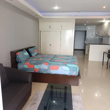 View Talay 6 Pattaya Beach By Anatolia Condo Suite Exterior photo